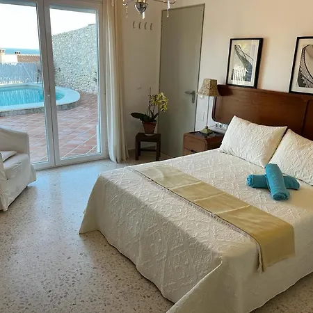 Habitaciones En Casa Miguel Caleta De Velez Extérieur photo