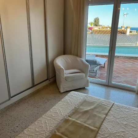 Habitaciones En Casa Miguel Caleta De Velez Extérieur photo
